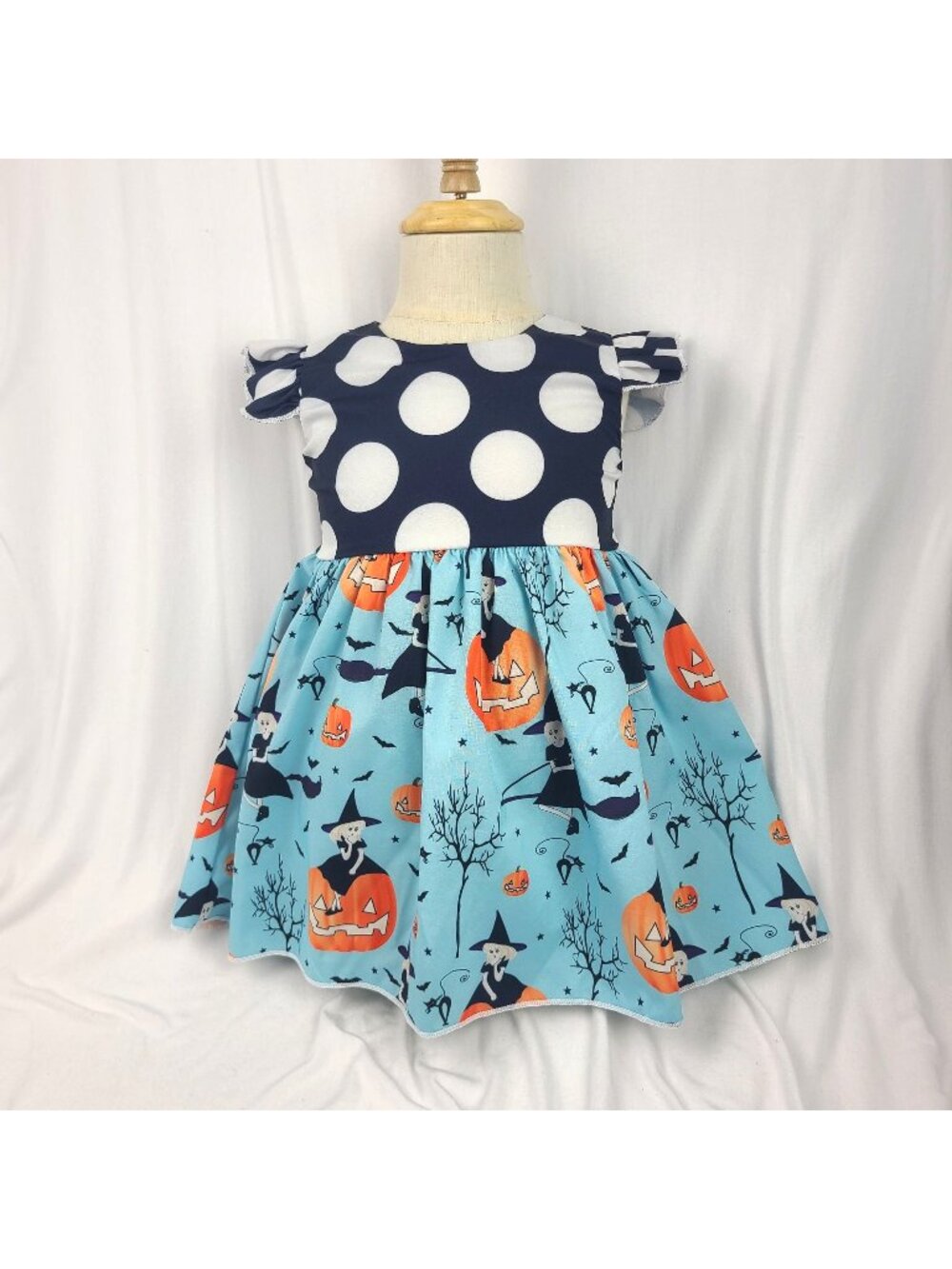 Fuyimei Halloween Dress Flying Witches Pumpkin Polka Dots Cap Sleeve 12-18 month